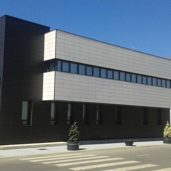 EDIFICIO DE OFICINAS PARA ENAGAS