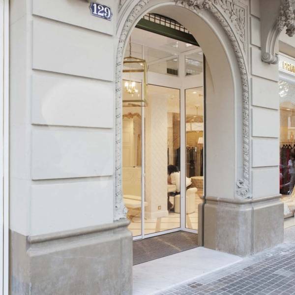 FLAGSHIP STORE PRONOVIAS BARCELONA