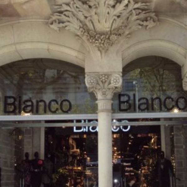 TIENDA BLANCO PASEO DE GRACIA